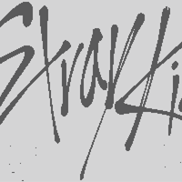 sTRAY kIDS lOGO.png